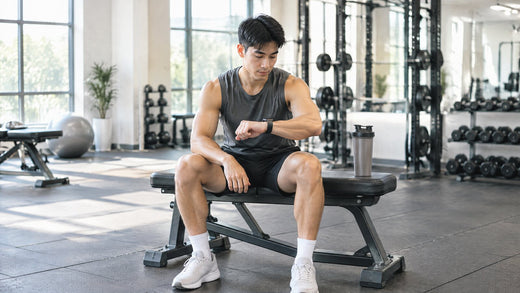 Pré-treino faz mal? O que dizem os estudos e as advertências do rótulo