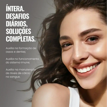 Mulher sorrindo ao lado de texto sobre benefícios de suplemento para ossos, dentes e imunidade.