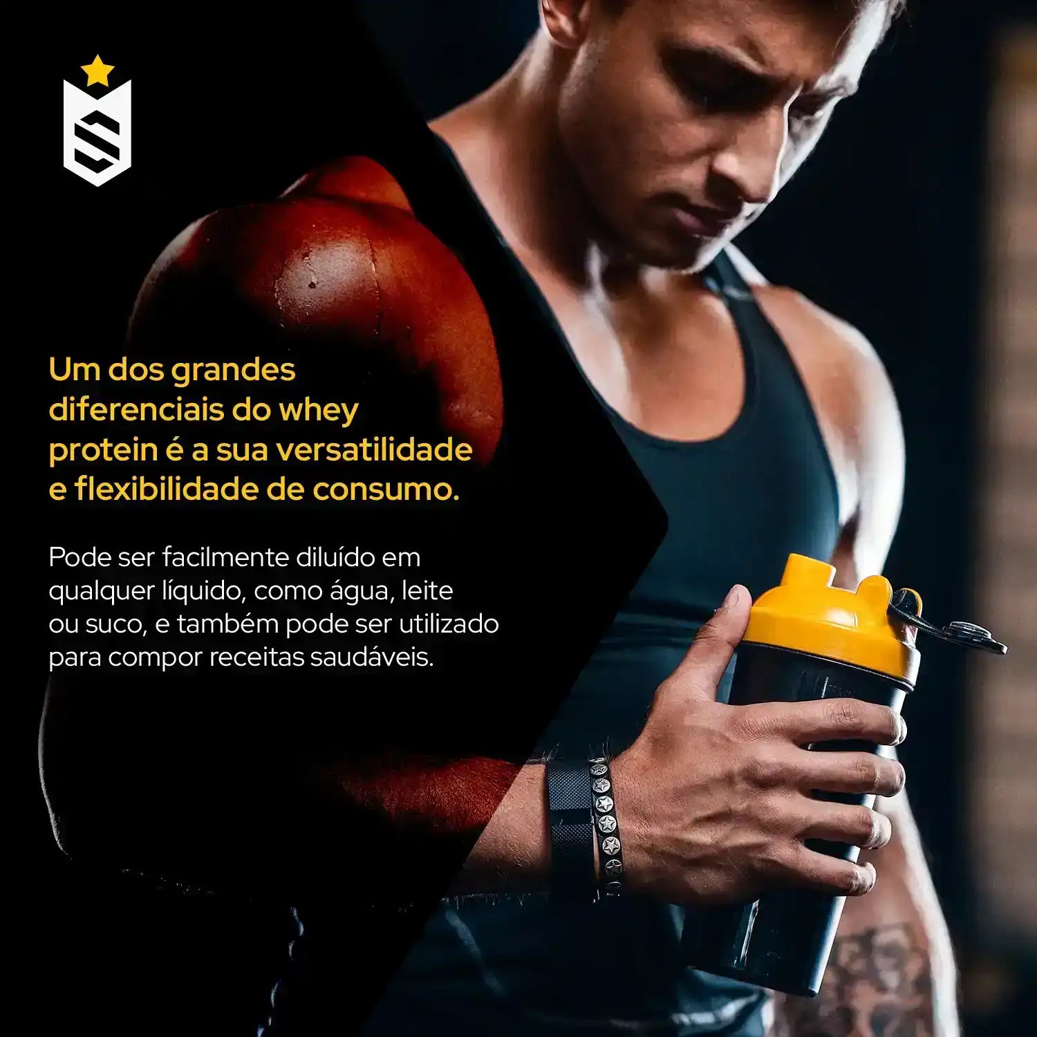 Homem atlético segurando coqueteleira de whey protein, conceito de suplemento esportivo.