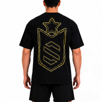Camiseta Oversized Golden Emblem